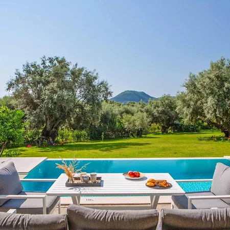 Villa Averto Irene Rachi (Lefkada)