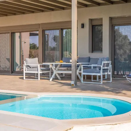 Averto Irene Rachi (Lefkada)